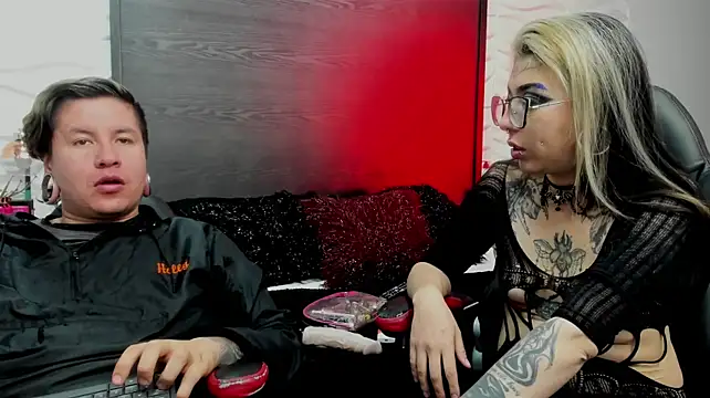 Show Webcam de inkedsinners_