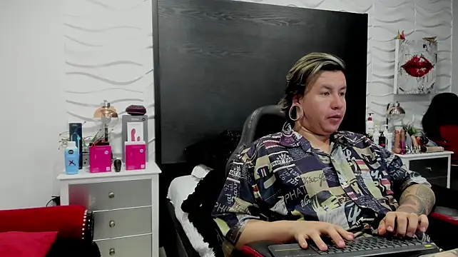 Pokazy przed kamerką – inkedsinners_