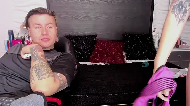 inkedsinners_ Webcam-Show