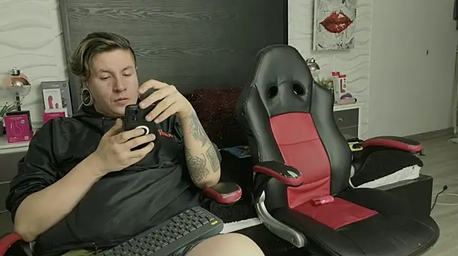 Show Webcam de inkedsinners_