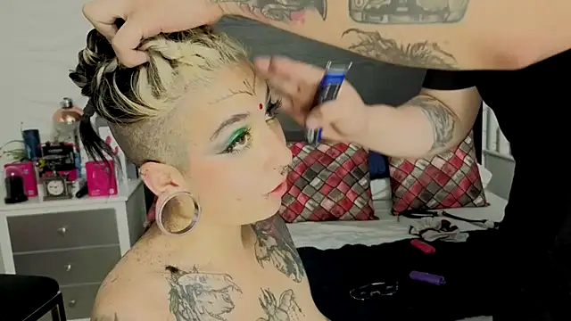 inkedsinners_ 在線直播表演