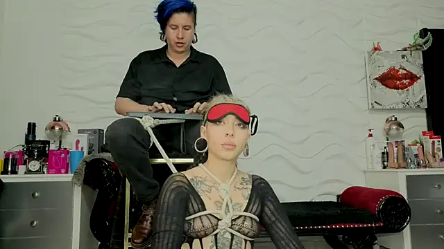 inkedsinners_ Webcam-Show