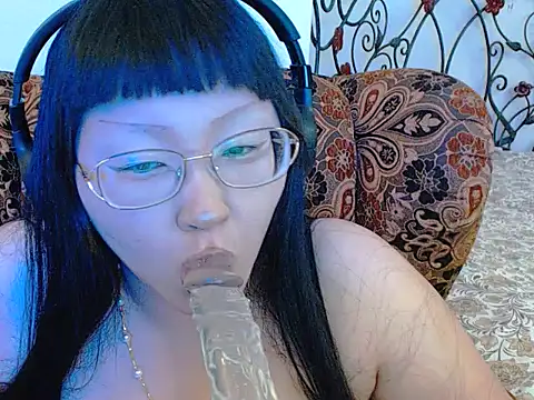 pikpikpikachu's Webcam Show