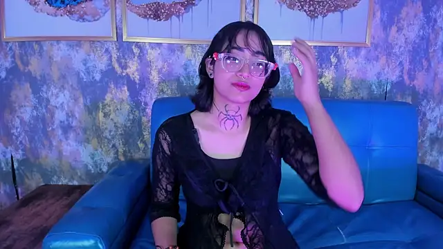 Spider_WebbedX – Kamerová šou