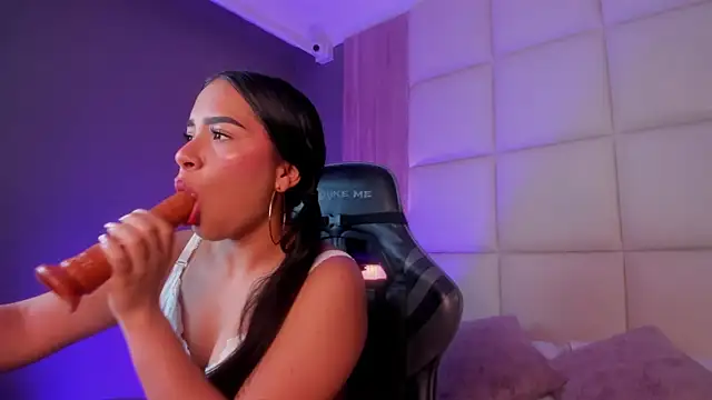 Czat XXX na żywo – carla_smellie