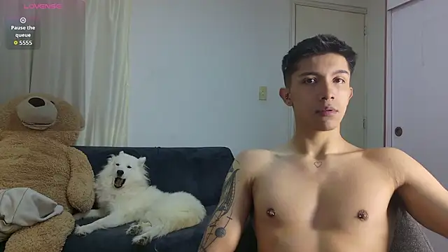 Thesaint_xxx Webcam show