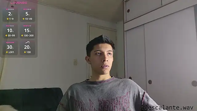 Thesaint_xxx Show Webcam