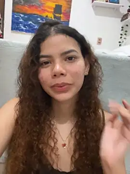 צ'אט XXX בשידור חי של wandynha67