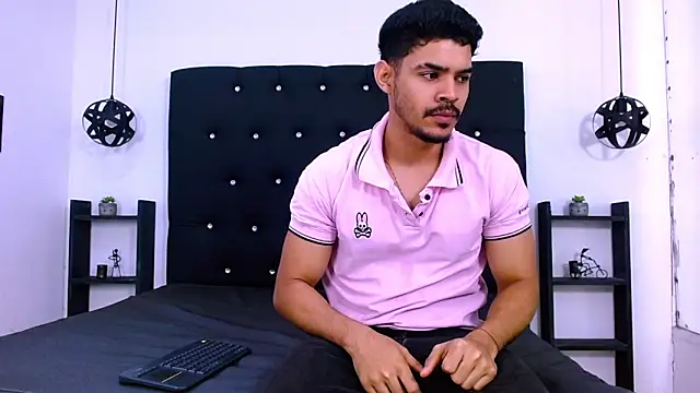 Dannesh_ 网络视讯表演