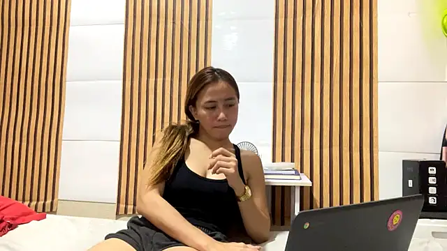 GiselleRina Pertunjukan Webcam