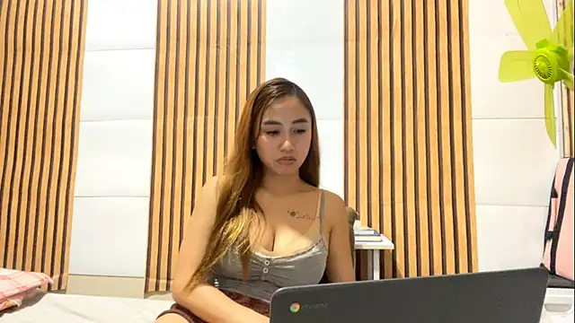 GiselleRina Pertunjukan Webcam