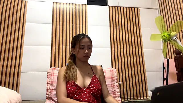GiselleRina Pertunjukan Webcam