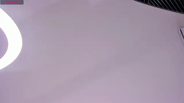 Emi_Rosethn Live chat-huone