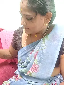 Sala de chat ao vivo de mynatamil143