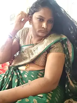 mynatamil143's Webcam Show