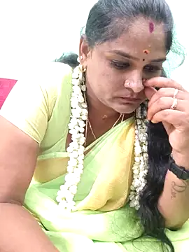 Show Webcam de mynatamil143