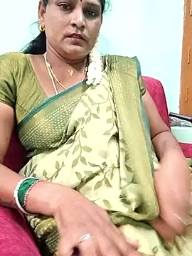 mynatamil143 Webcam Show