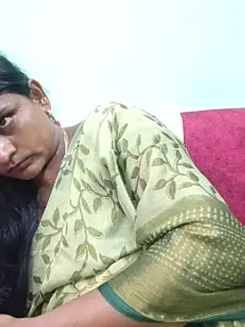 mynatamil143's Webcam Show