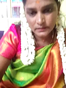 mynatamil143 Pertunjukan Webcam