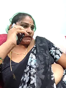 mynatamil143's Webcam Show