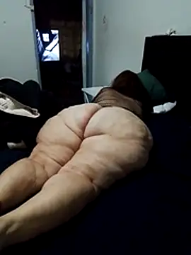 MegaAssMature's Webcam Show