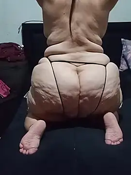 MegaAssMatureのライブXXXチャット
