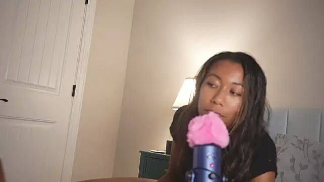 ama_dream's Live XXX Chat