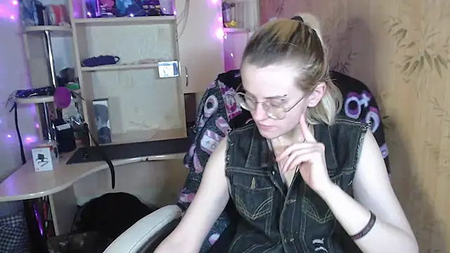 __Freya___ Chat XXX live