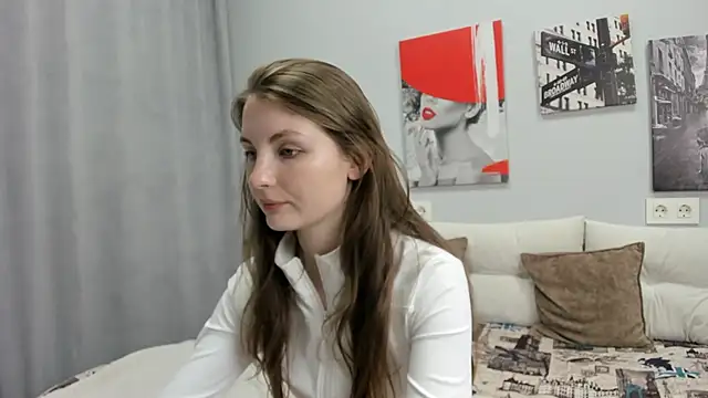 Shyly__Lisa Show in webcam