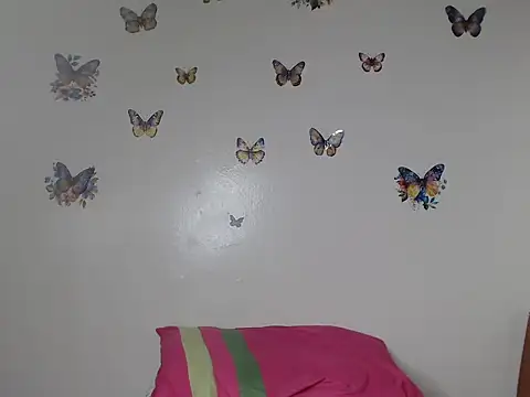 Živá chatovací místnost salliee_