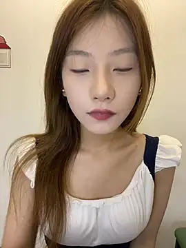 YoYo_3693's Webcam Show