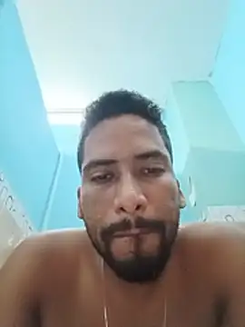 Bryan101995 webcam show