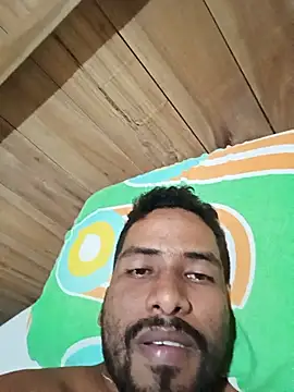 Show modela Bryan101995 na web-kameri