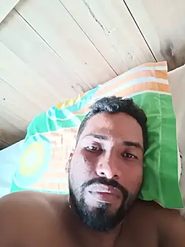 Show modela Bryan101995 na web-kameri