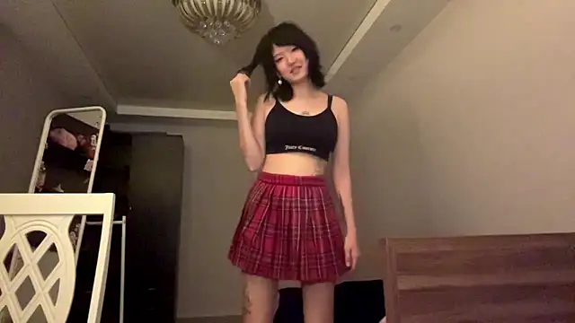 neonami 在線直播表演