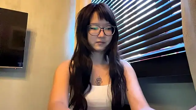 neonami's Live XXX Chat