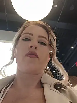 LaraLanee Webcam Show