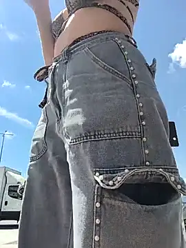 LaraLanee Webcam show