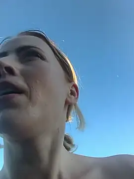 LaraLaneen Webbikameraesitys