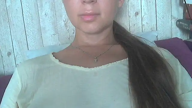 Bella--White's Webcam Show