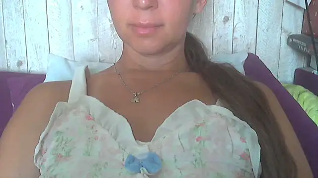 Bella--White Chat XXX in diretta