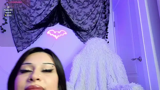 Chat XXX en directo de LilithMadden