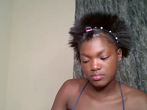 XXX chat uživo modela Belle_bubbles