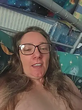 XXX chat uživo modela Izzylove47