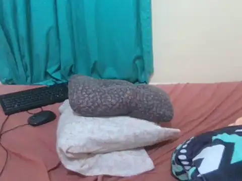 Sala de chat en directo de Maqueilah_