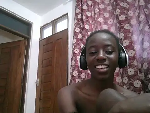 Darkpretty23's Webcam Show