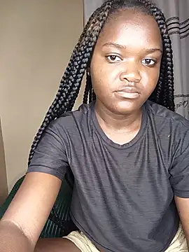 little_creamy Webcam Show