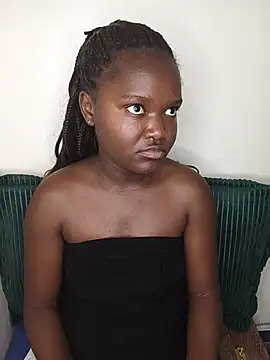 little_creamy's Live XXX Chat