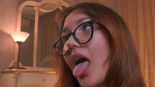 FrediaPfeiff's Webcam Show