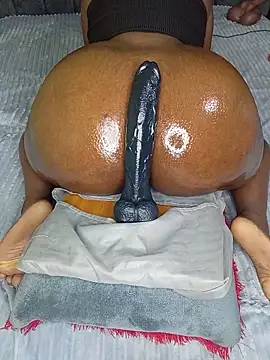 Show modela Prettyafricana na web-kameri